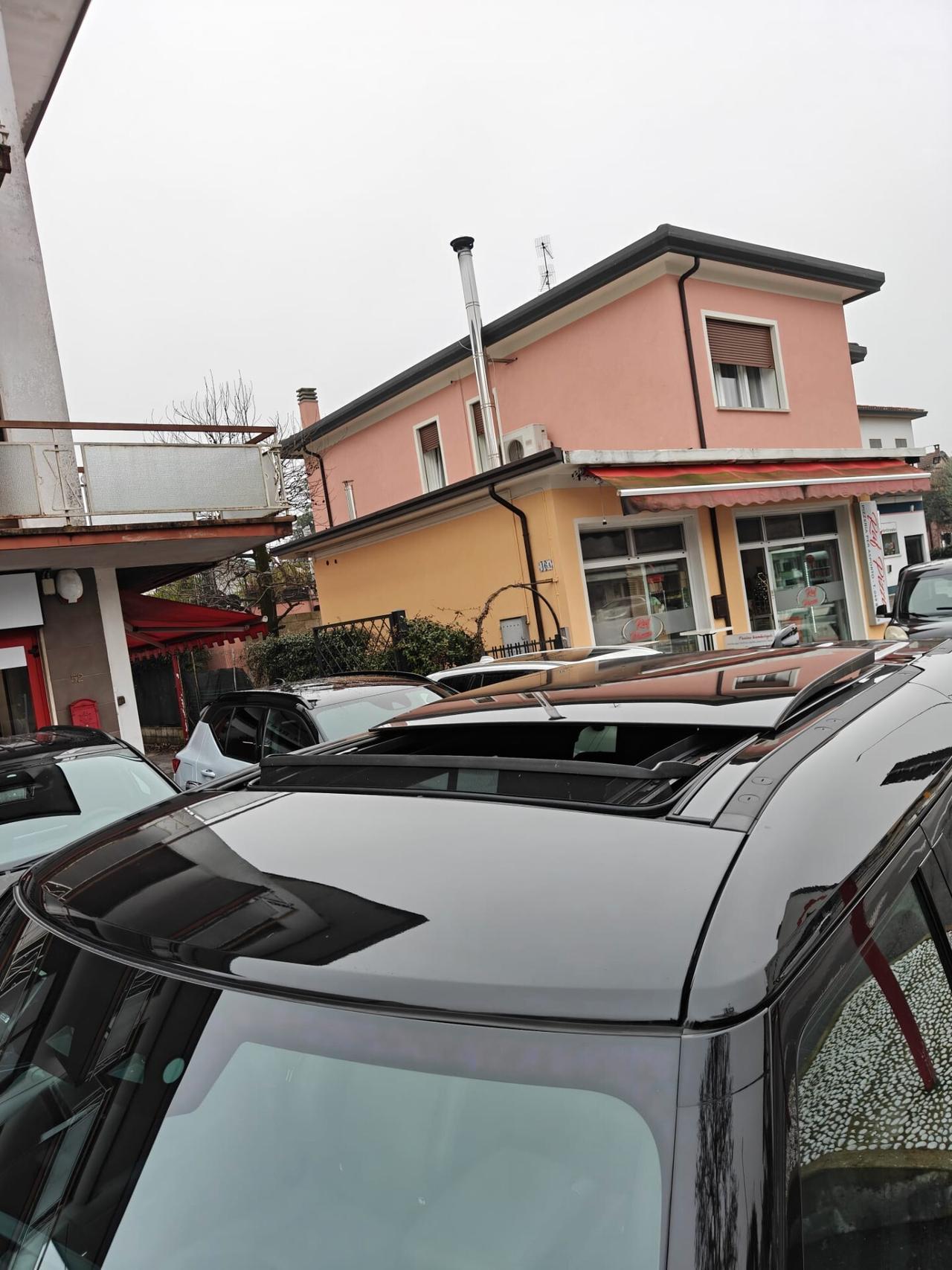 Land Rover Defender 110 5.0 V8 525 CV AWD Auto