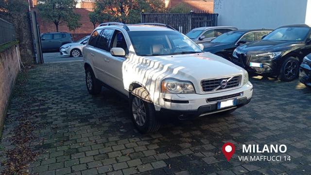 VOLVO XC90 D5 AWD Geartronic Executive 7 posti/gancio traino
