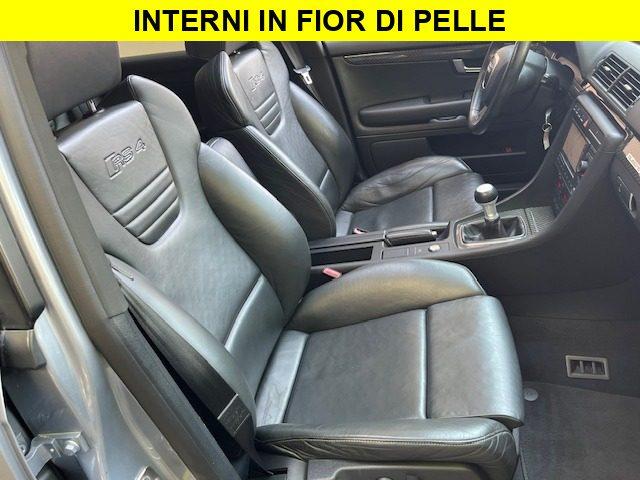 AUDI RS 4 4.2 V8 Avant quattro