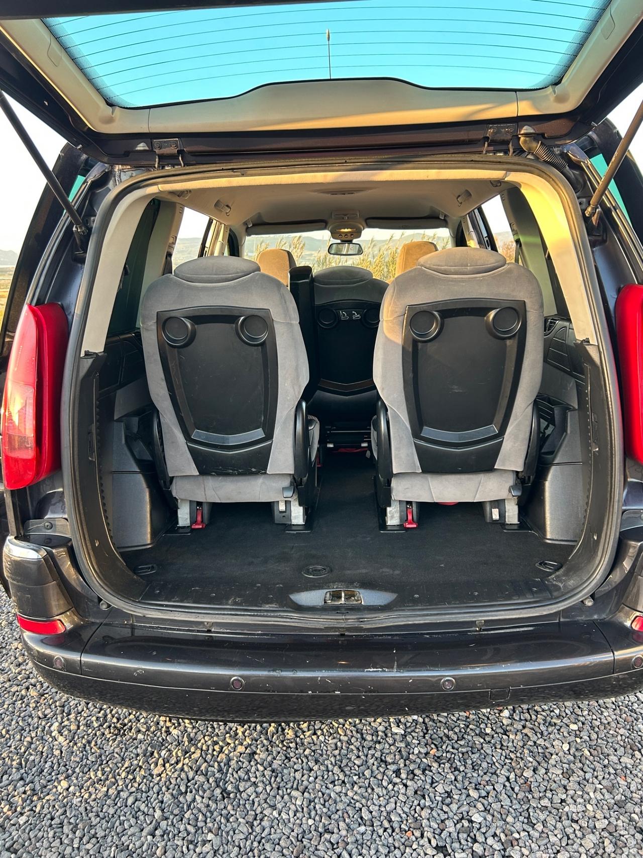 Peugeot 807 2.0 HDi 163CV SV