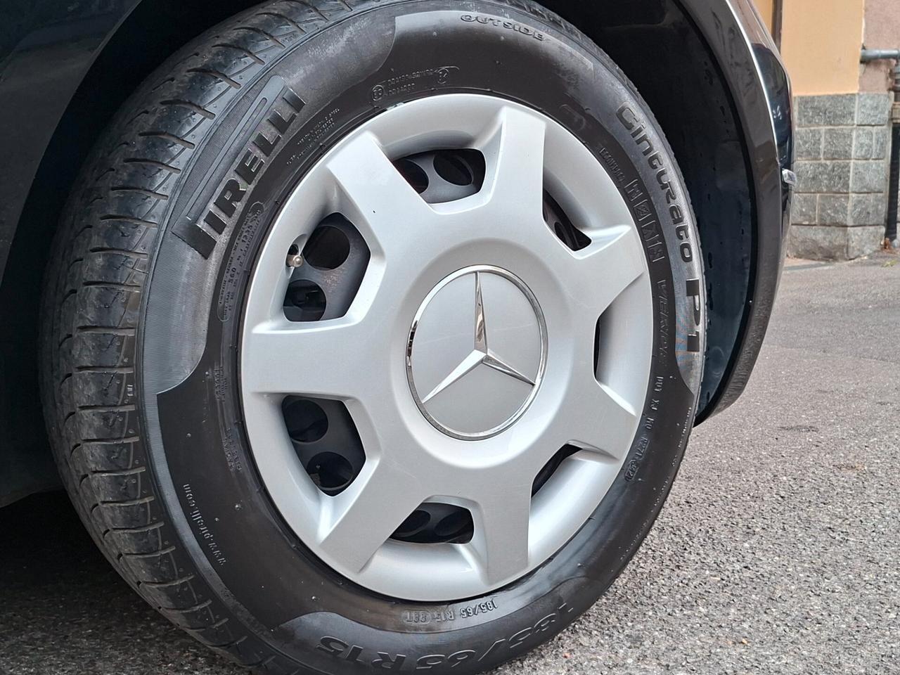Mercedes-benz A 160 Classe 169 BLUE-EFFICIENCE Style, Service certificato!