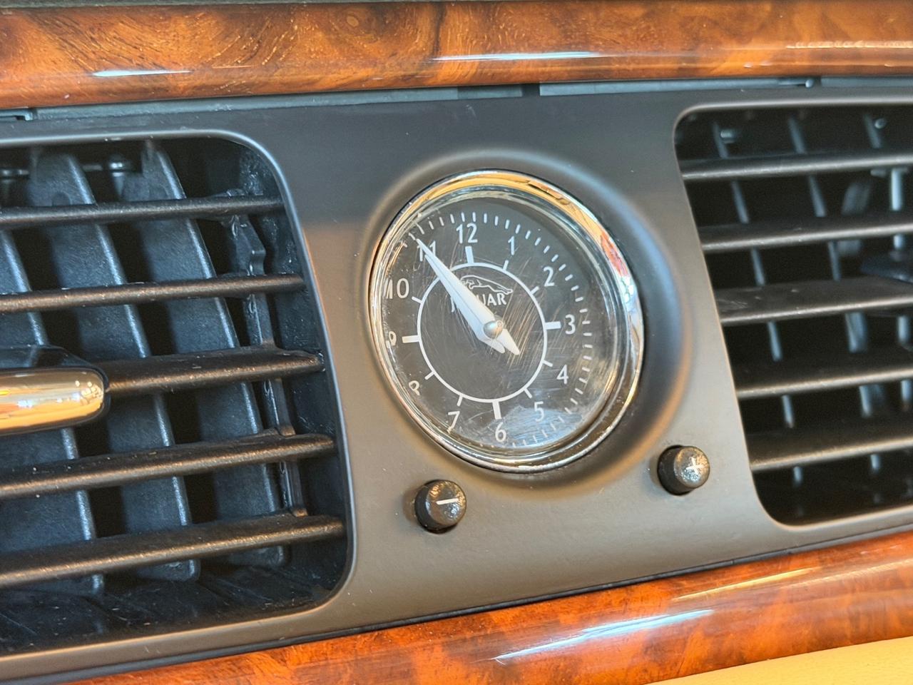 Jaguar XJ 4.2 V8 cat Executive