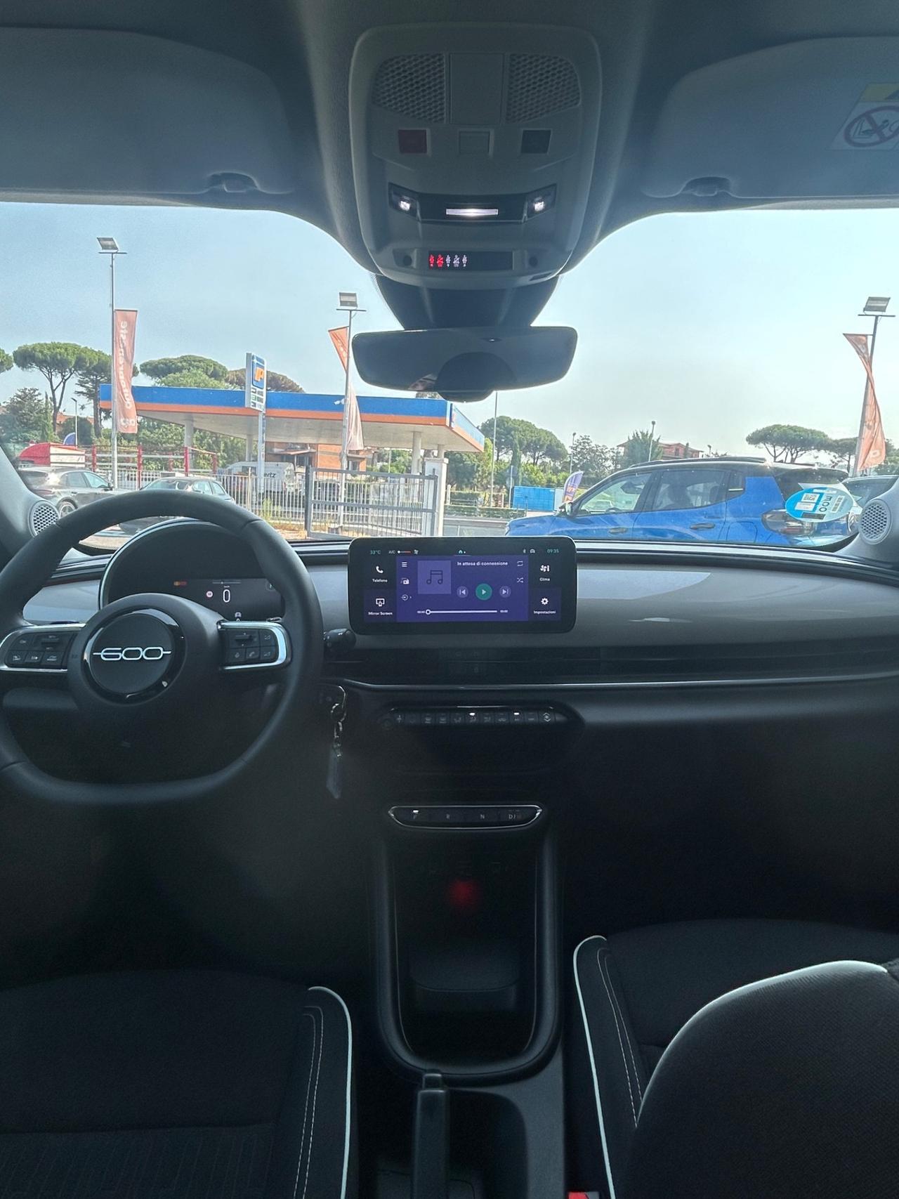 Fiat 600 Hybrid 110 CV DCT MHEV Business
