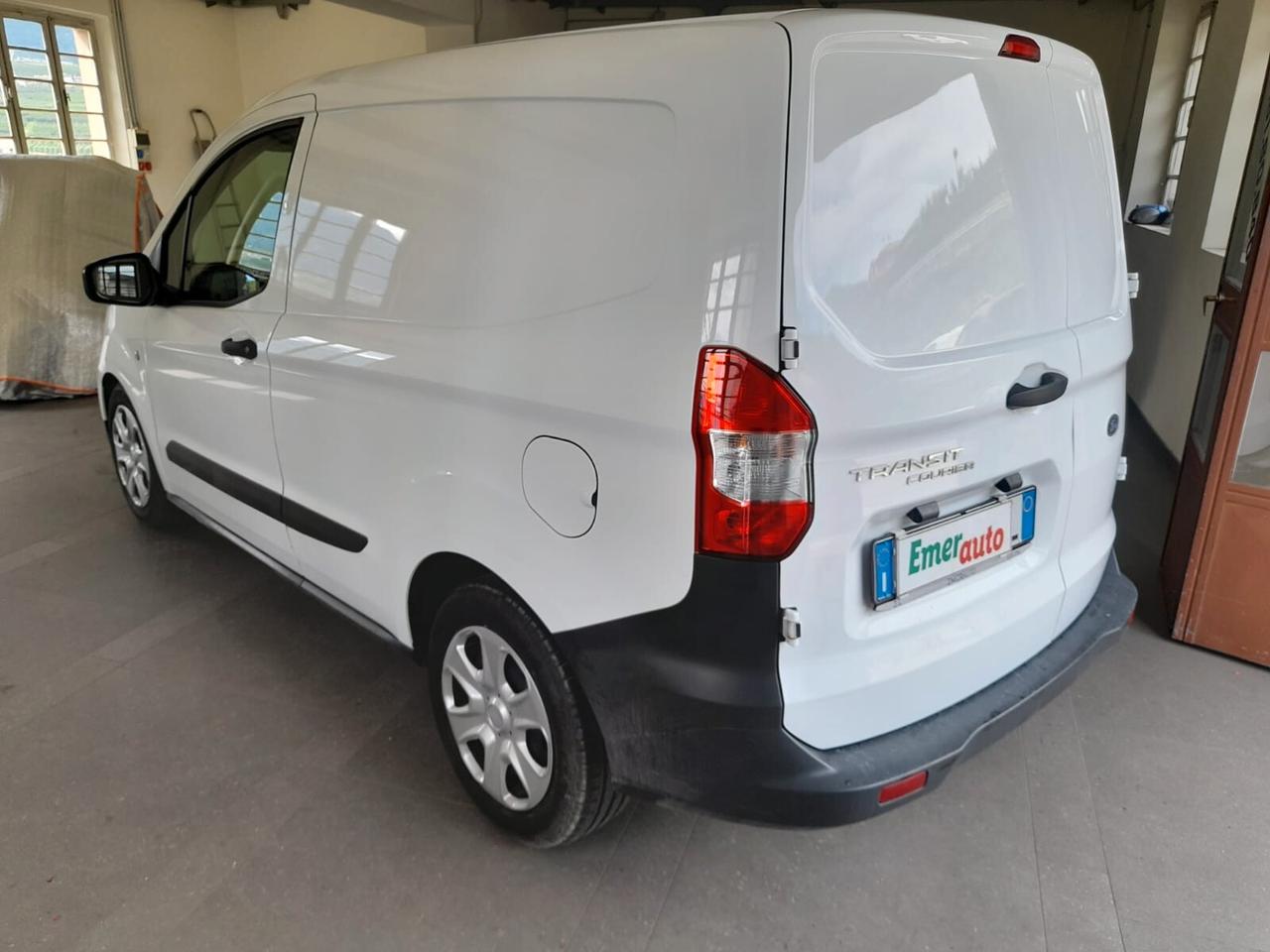 Ford Transit Courier 1.5 TDCi 100CV Van Trend