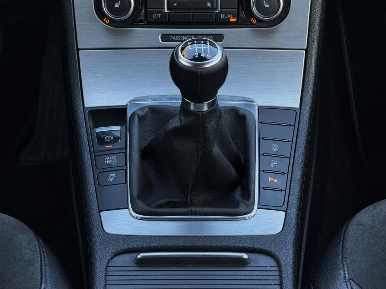 Volkswagen Passat 2.0 TDI Highline 140CV Berlina