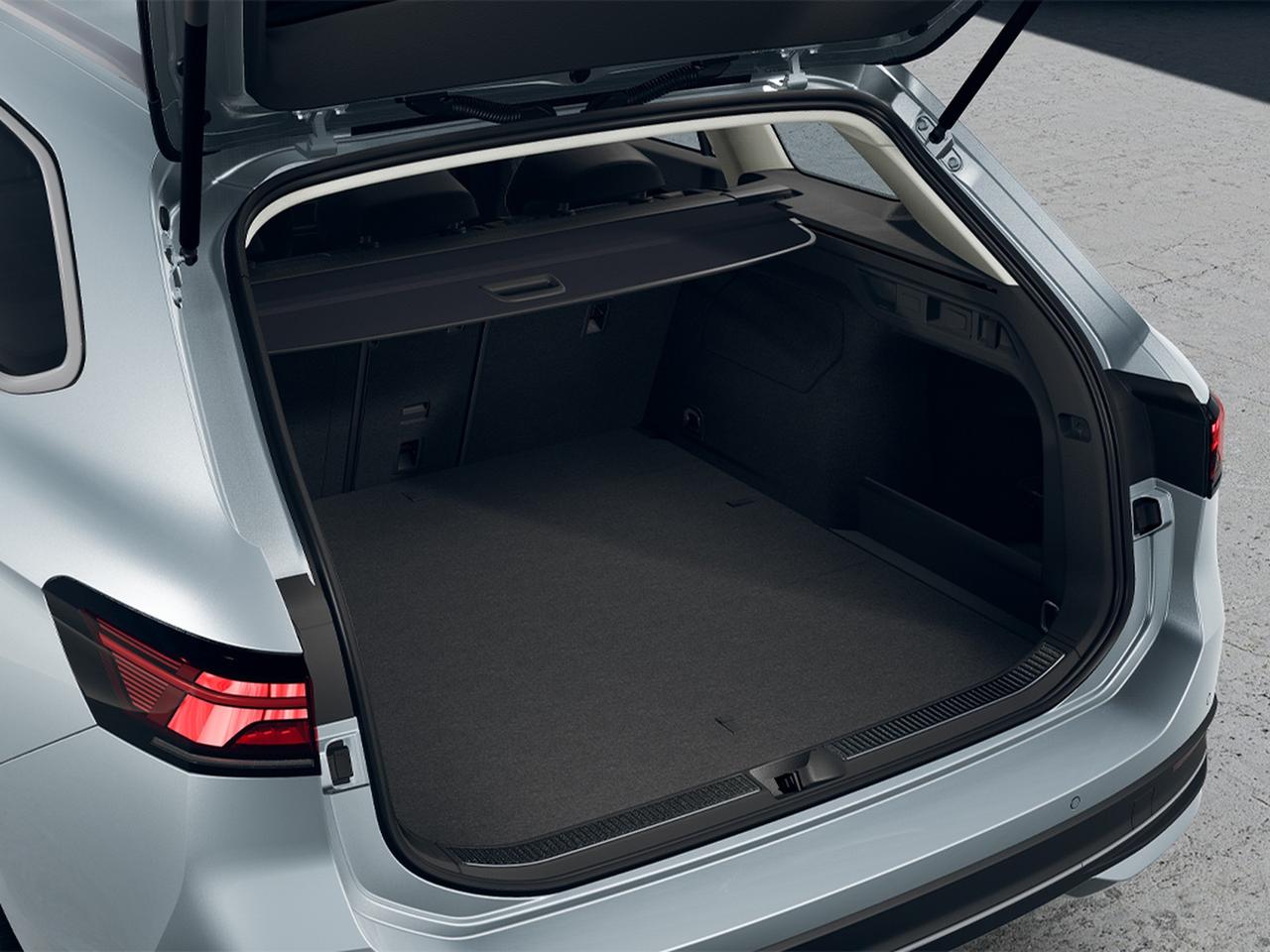 Volkswagen Passat 1.5 tsi ehybrid business 204cv dsg