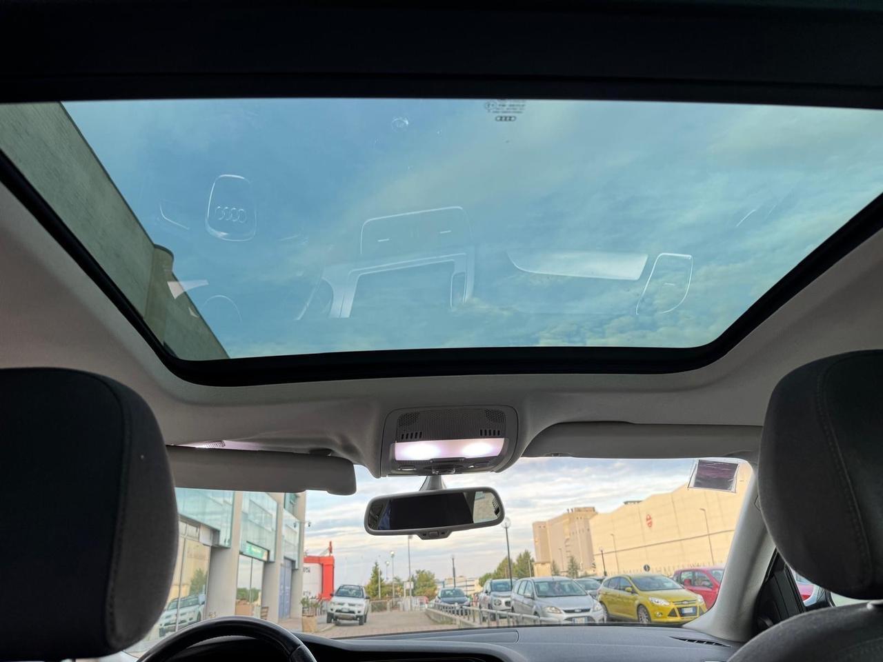 Audi A4 2.0 TDI 143CV cambio automatico