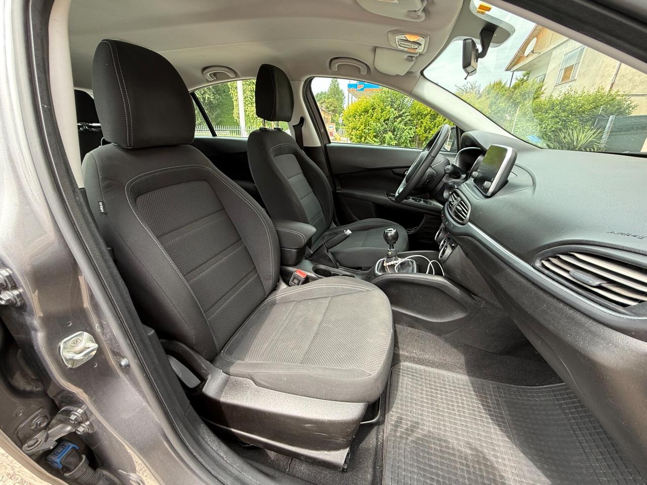 Fiat Tipo 1.6 Mjt S&S 5 porte Lounge
