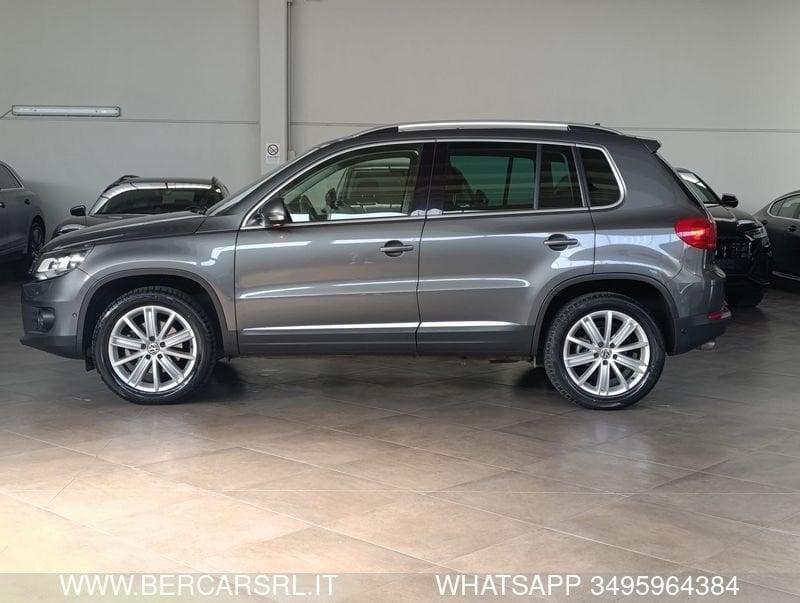 Volkswagen Tiguan Tiguan 2.0 TDI 140 CV 4MOTION Sport & Style*TETTO*TELECAMERA POST*XENON*PDC*