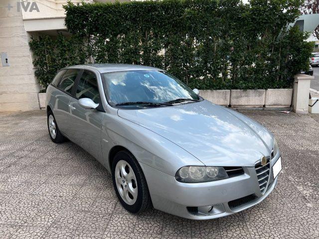 ALFA ROMEO 156 1.9 JTD 16V Sportwagon Distinctive