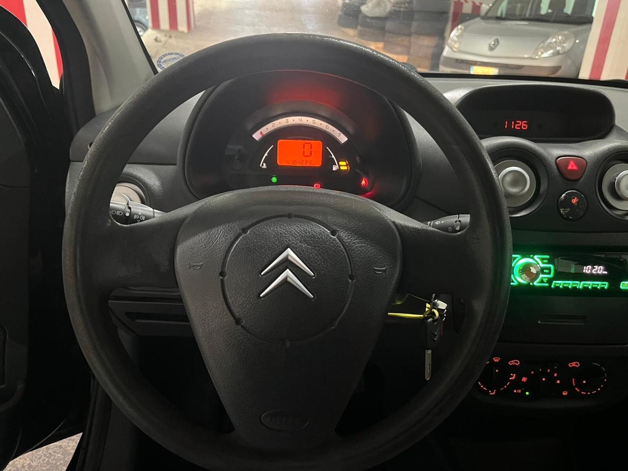 Citroen C2 1.1 - IDEALE X NEOPATENTATI - 2004