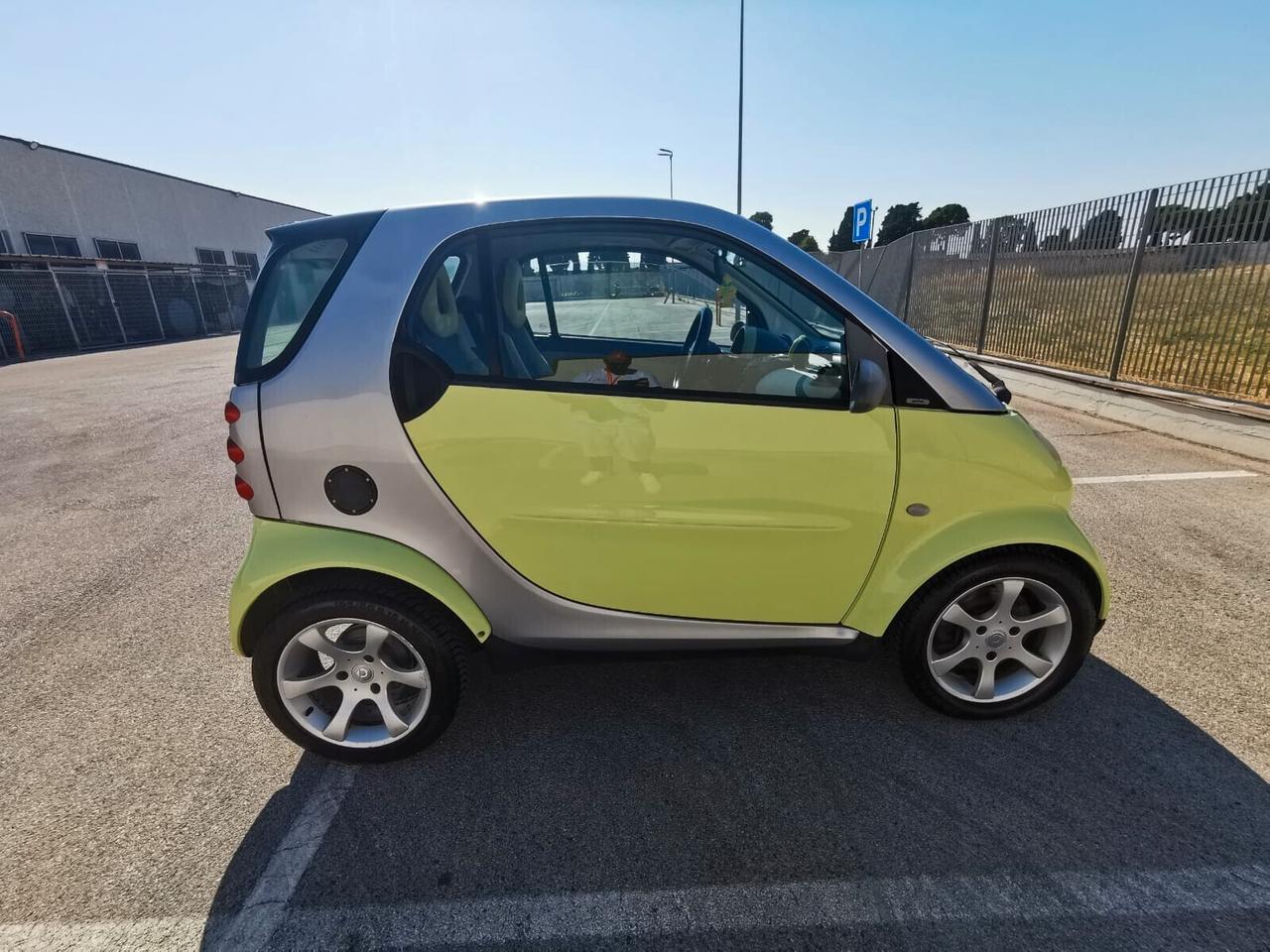Smart ForTwo 700 coupé pulse (45 kW)