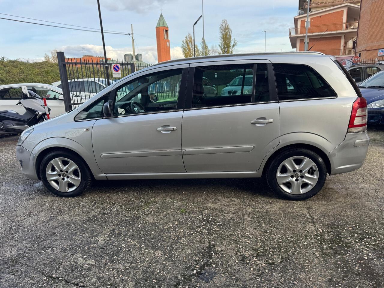 Opel Zafira 1.7 CDTI 110CV !!7 POSTI !!