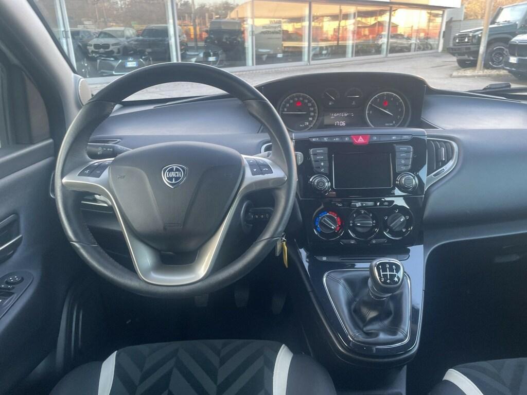 Lancia Ypsilon 5 Porte 1.2 Gold
