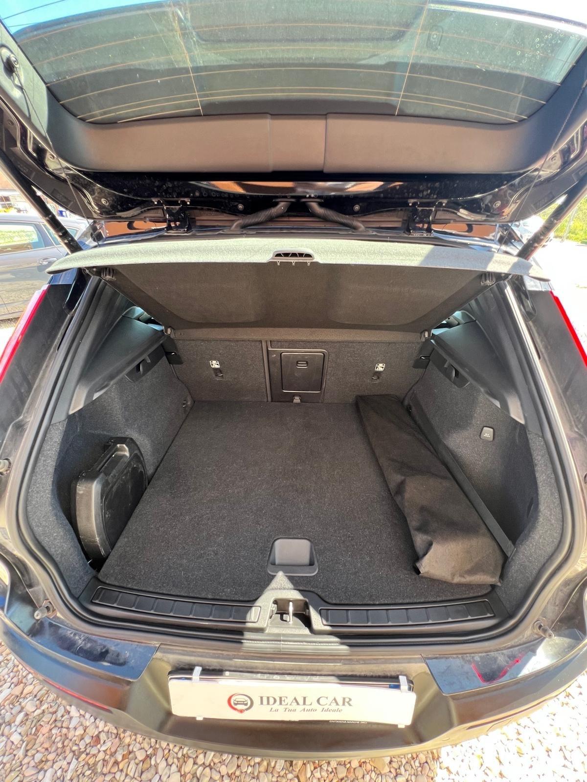 Volvo XC40 D3 Geartronic Business Plus