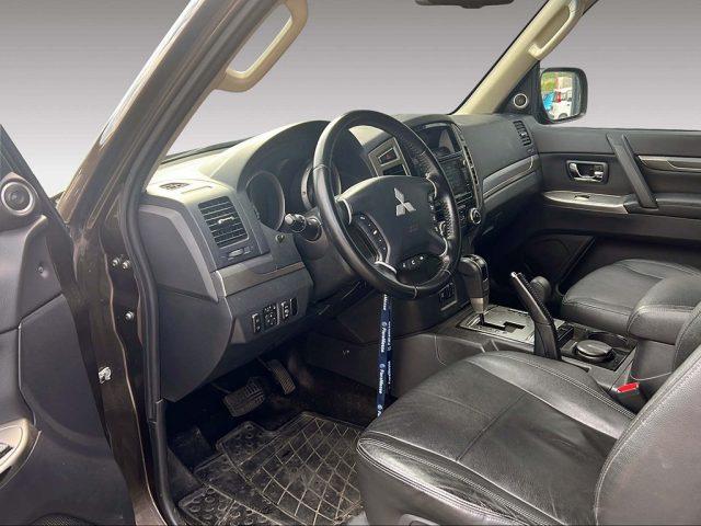MITSUBISHI Pajero 3.2 DI-D 16V aut. 3p. TOP