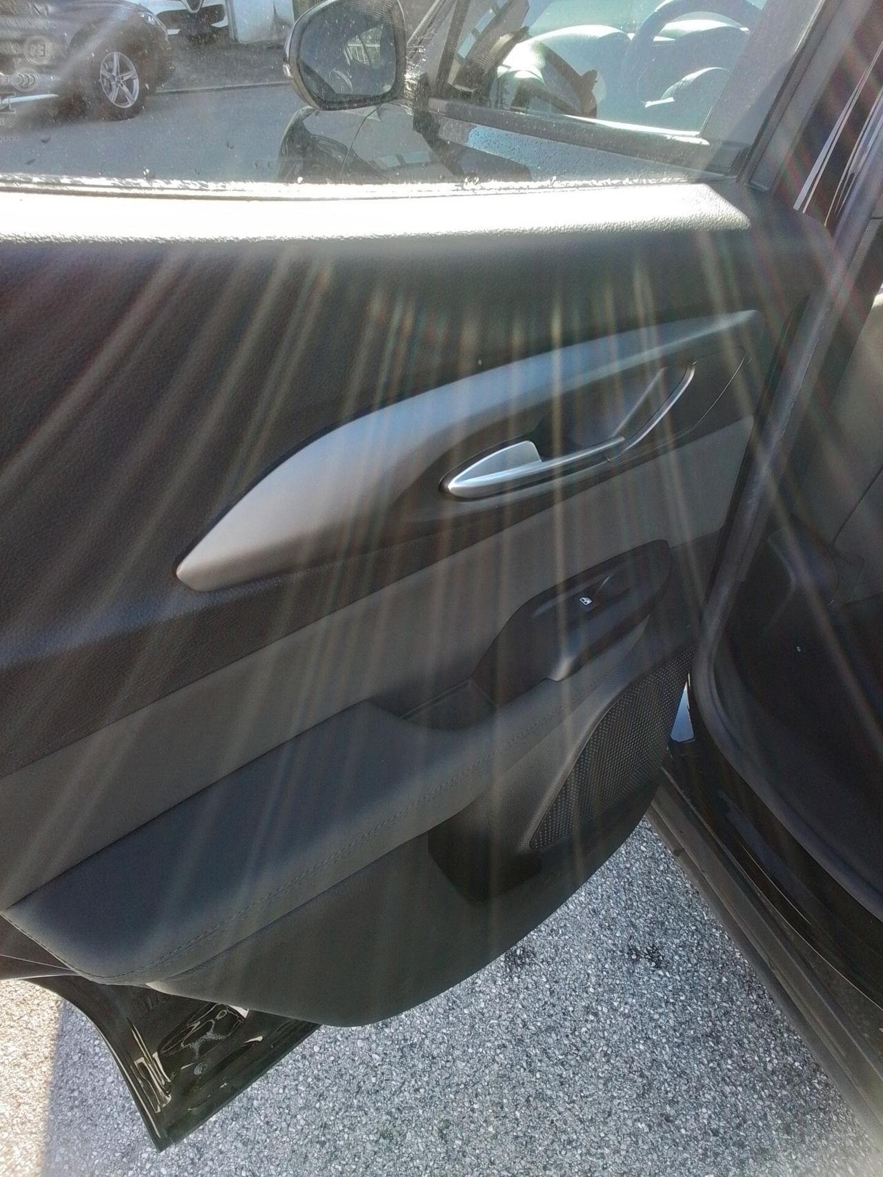 Alfa Romeo Tonale 1.5 160 CV MHEV TCT7 Tributo Italiano