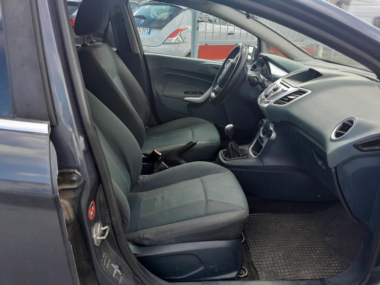 Ford Fiesta 1.4 TDCi 5p. Ghia