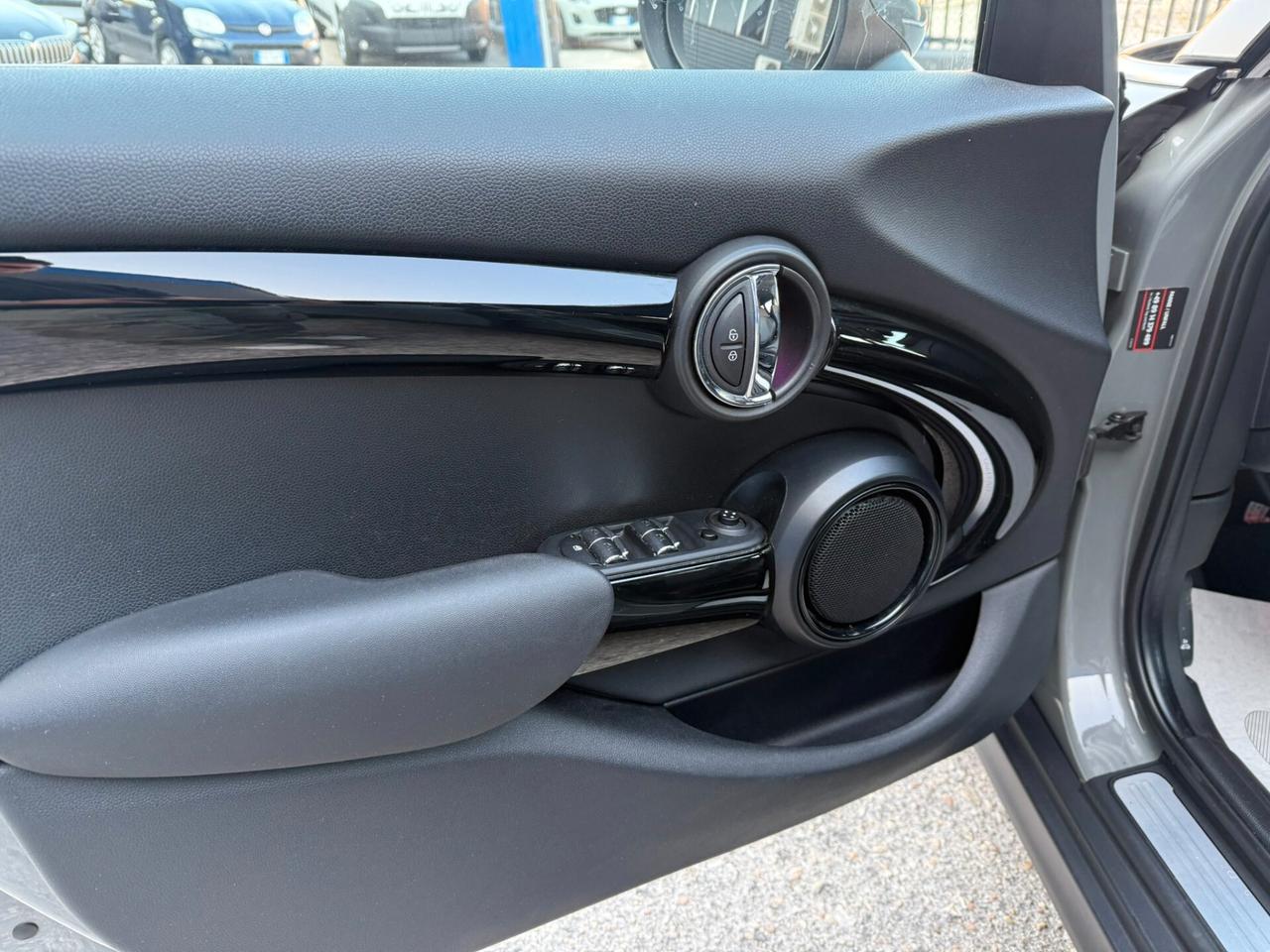 Mini One 1.5 Business 102cv 5p