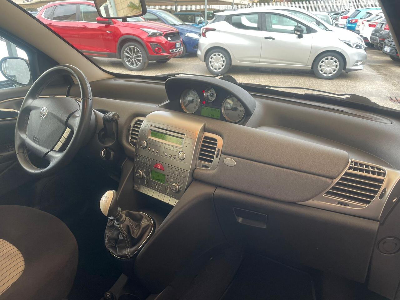 Lancia Ypsilon 1.2 Argento