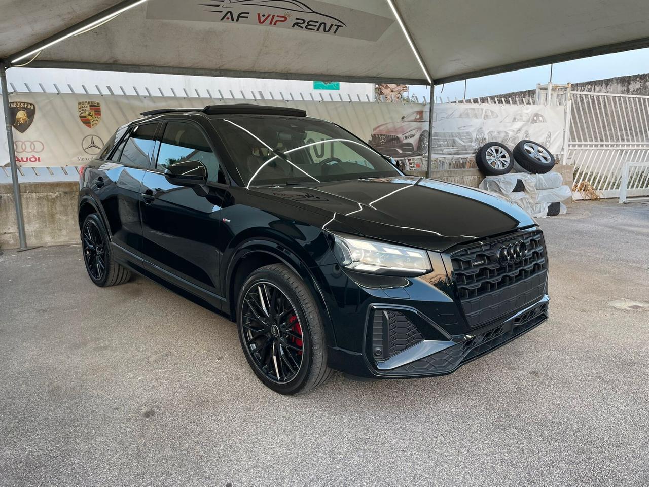Audi Q2 35 TDI quattro S tronic Identity Black