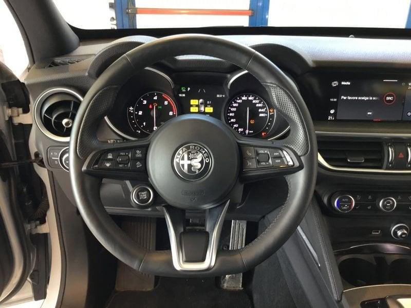 Alfa Romeo Stelvio 2.2 Turbodiesel 210 CV AT8 Q4 Ti MY22