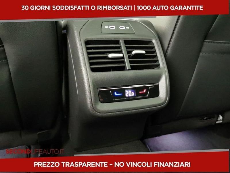 Volkswagen Passat NUOVA R-Line 1,5 l TSI filtro