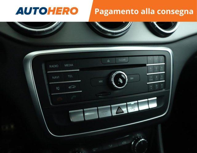 MERCEDES-BENZ CLA 200 d Automatic Premium