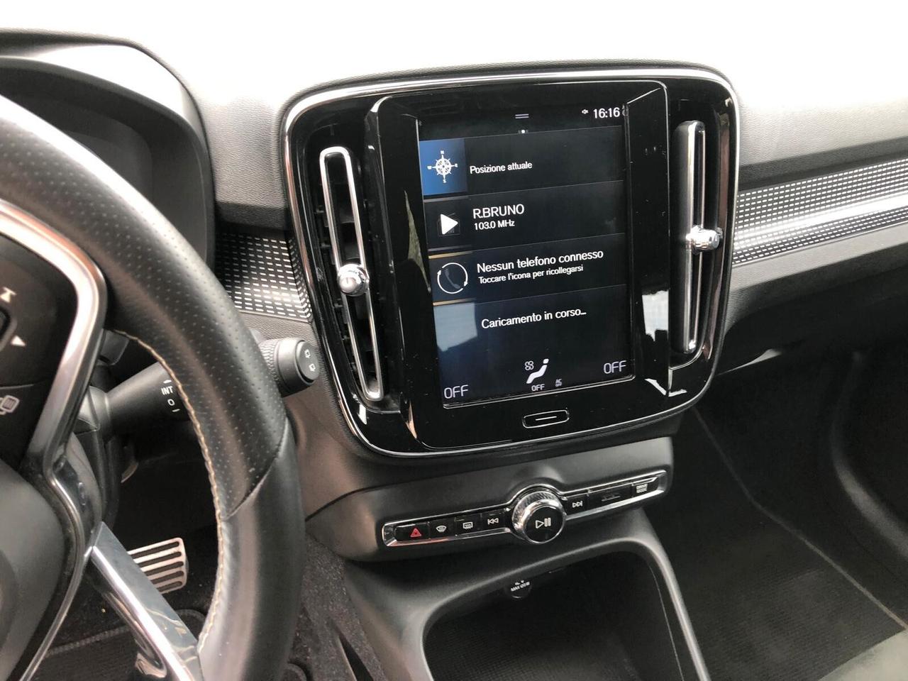 Volvo XC40 D3 Geartronic R-design UNICO PROPRIETARIO IVA DEDUCIBILE GARANZIA CONFORMGEST COMPLETA 12 MESI RINNOVABILE FINO A 60 MESI