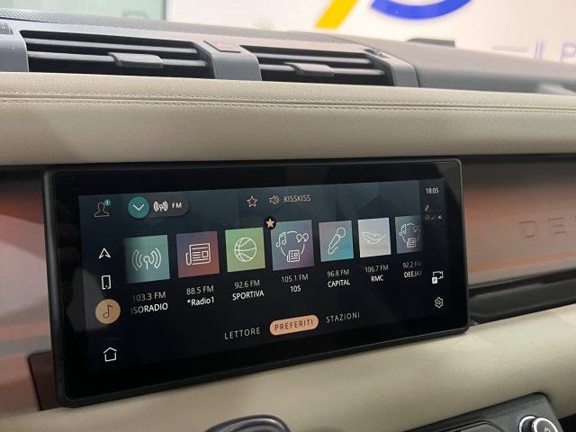 LAND ROVER Defender 110 3.0D I6 200 CV AWD Auto SEda ?599,00