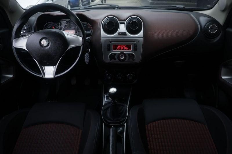 Alfa Romeo MiTo Alfa Romeo MiTo 1.6 JTDm 16V Distinctive 88KW ANNO 2011