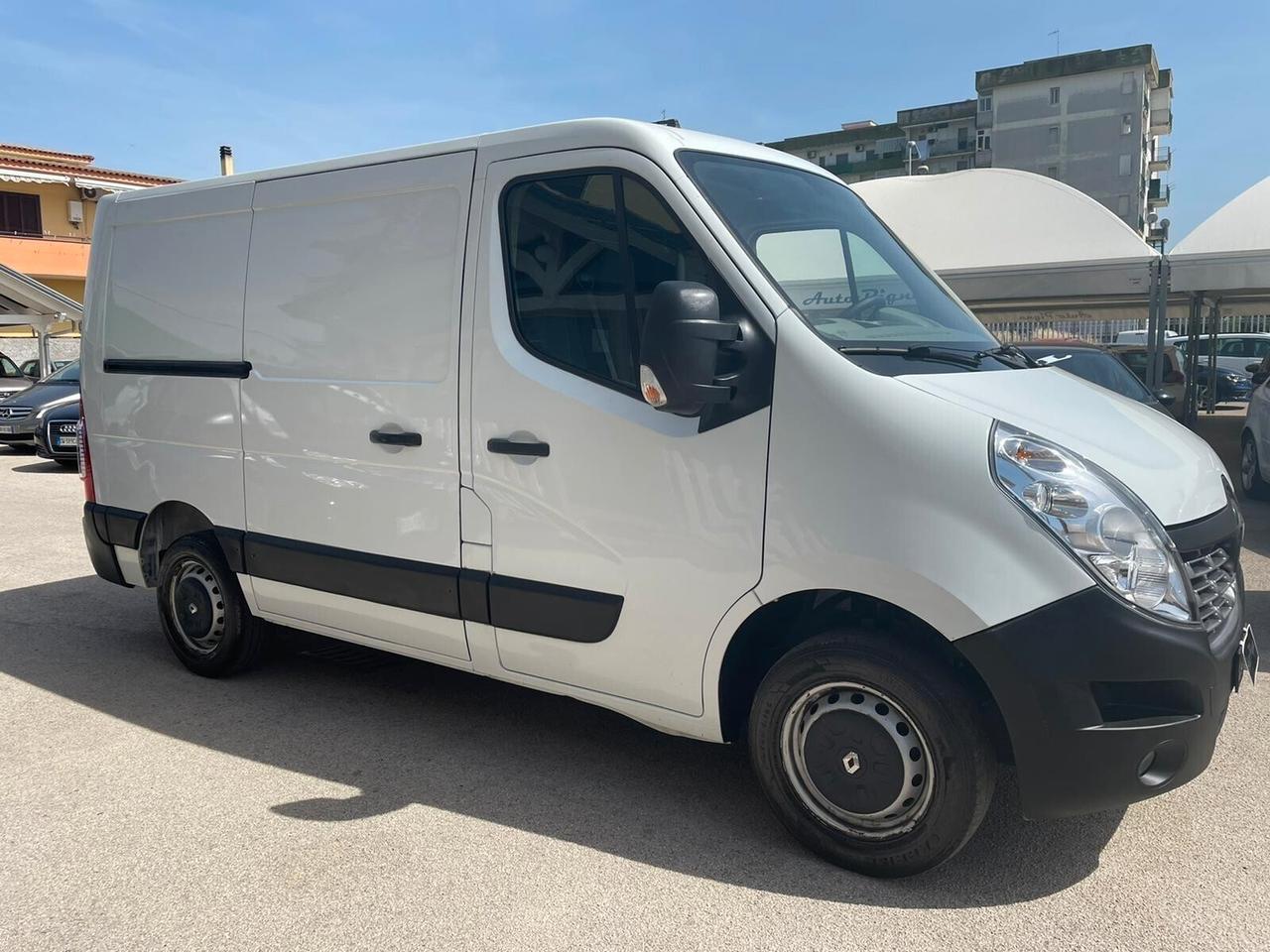 Renault Master furgone 2.3 tetto alto passo medio 110cv clima servo