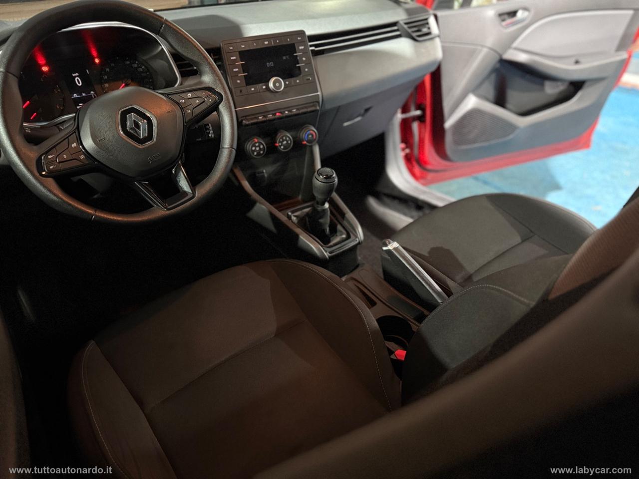 RENAULT Clio dCi 8V 90CV 5p. Moschino Life