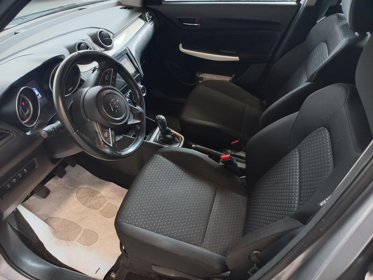 Suzuki Swift 1.2 Hybrid Top