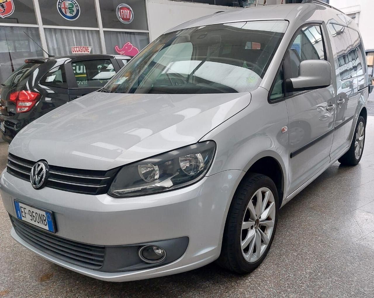 Volkswagen Caddy 1.6 TDI 102 CV DSG 5 POSTI