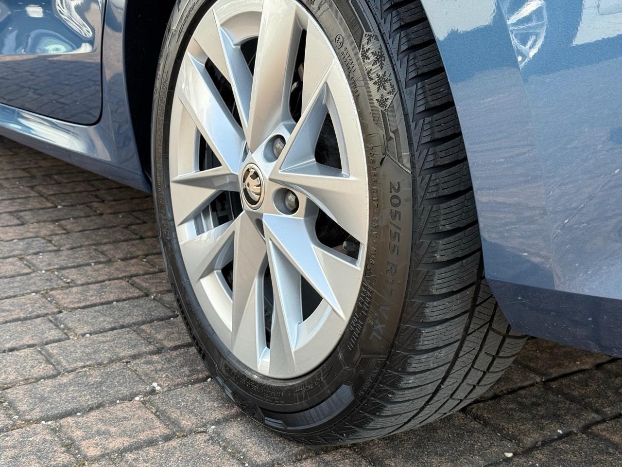 Skoda Octavia 2.0d DSG Style KEYLESS/UNIPRO/STORICO/GARANZIA