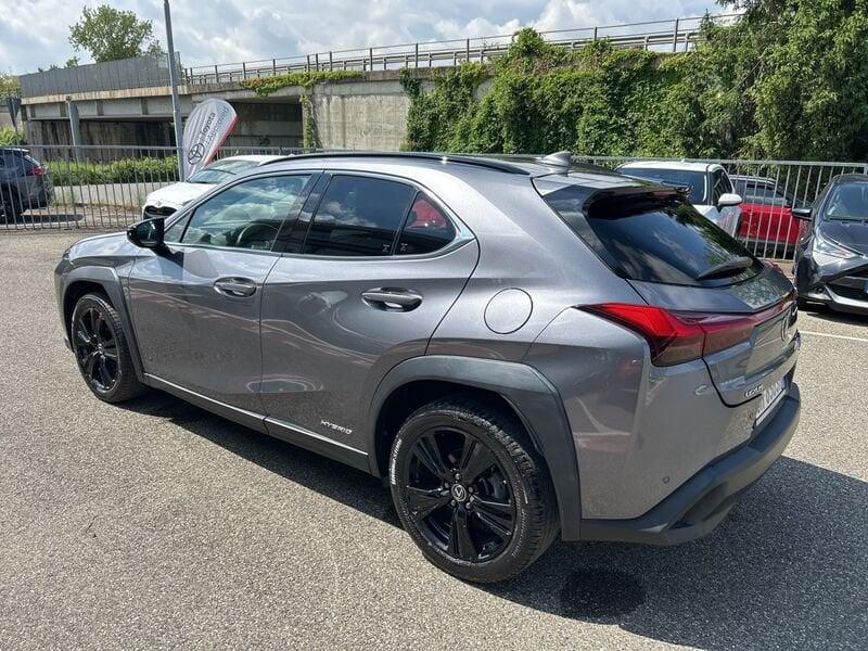 Lexus UX Hybrid Midnight