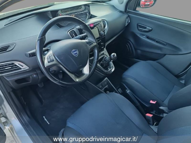 Lancia Ypsilon Ypsilon 1.2 69 CV 5 porte Elefantino