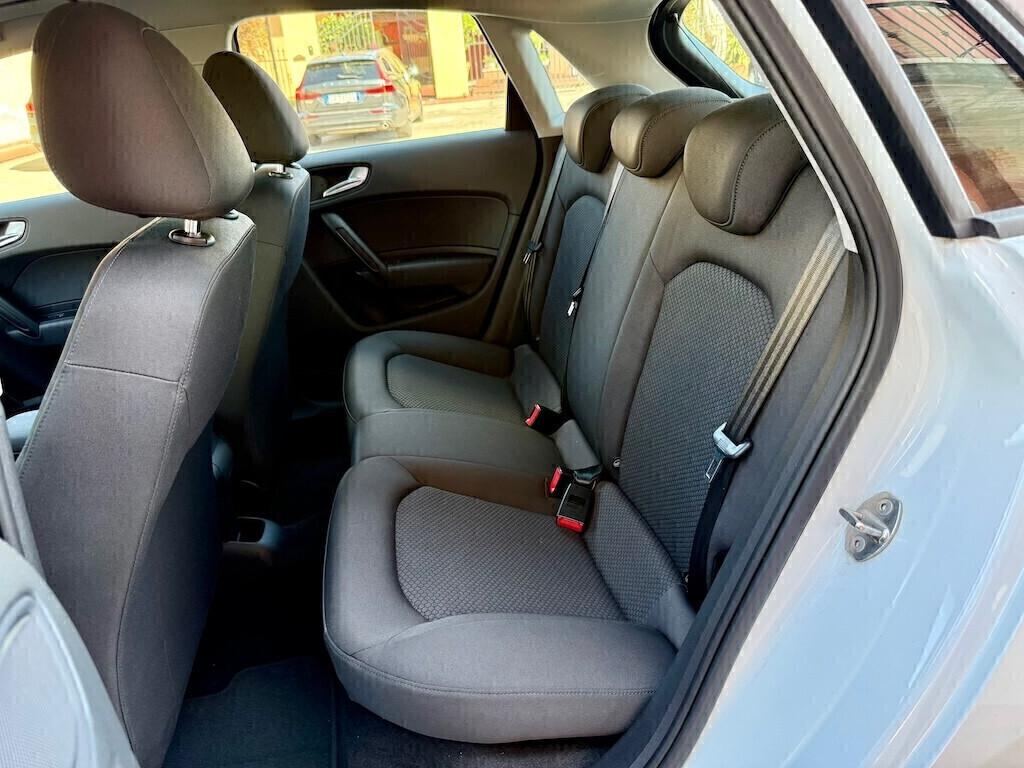 Audi A1 SPB 1.4 TDI S line Admired KM 71900