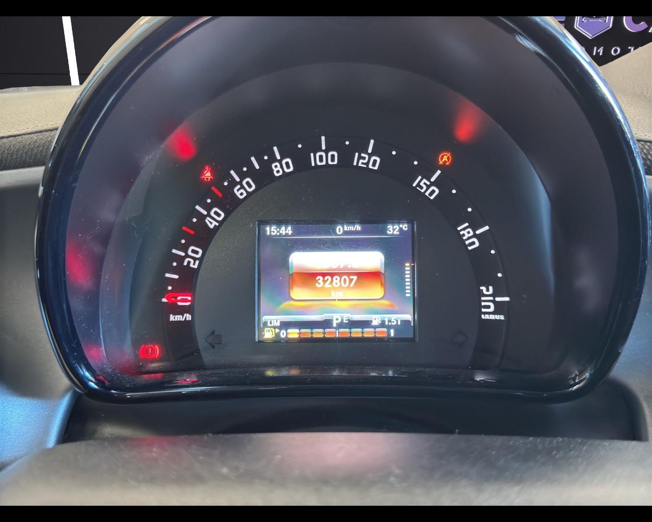 SMART fortwo 3ªs.(C/A453) - fortwo BRABUS 0.9 Turbo twinamic Xclusive