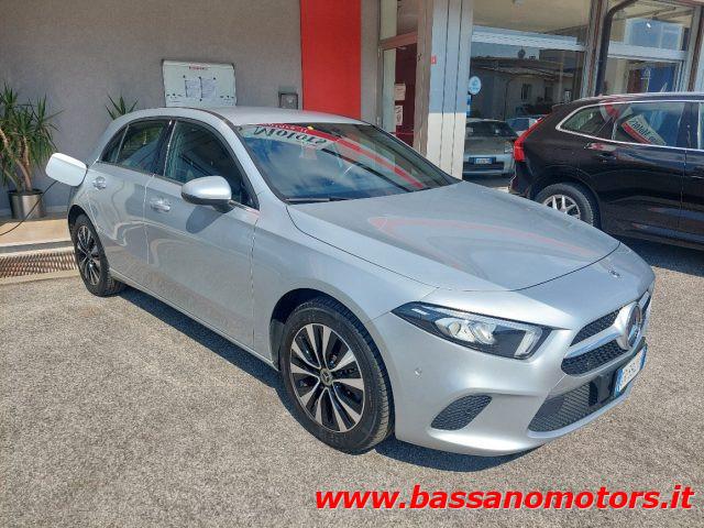 MERCEDES-BENZ A 250 e hybrid EQ Business Plug In Hybrid