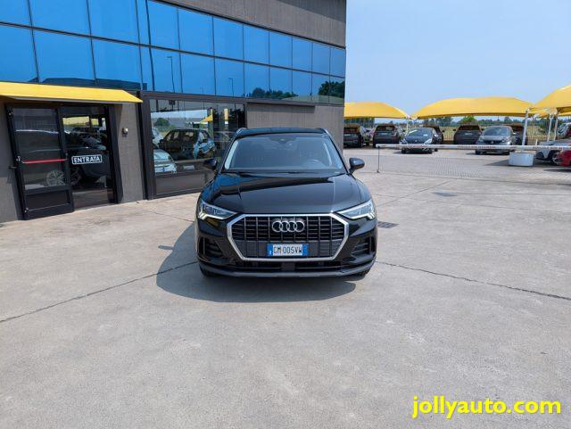 AUDI Q3 35 TDI S tronic Business