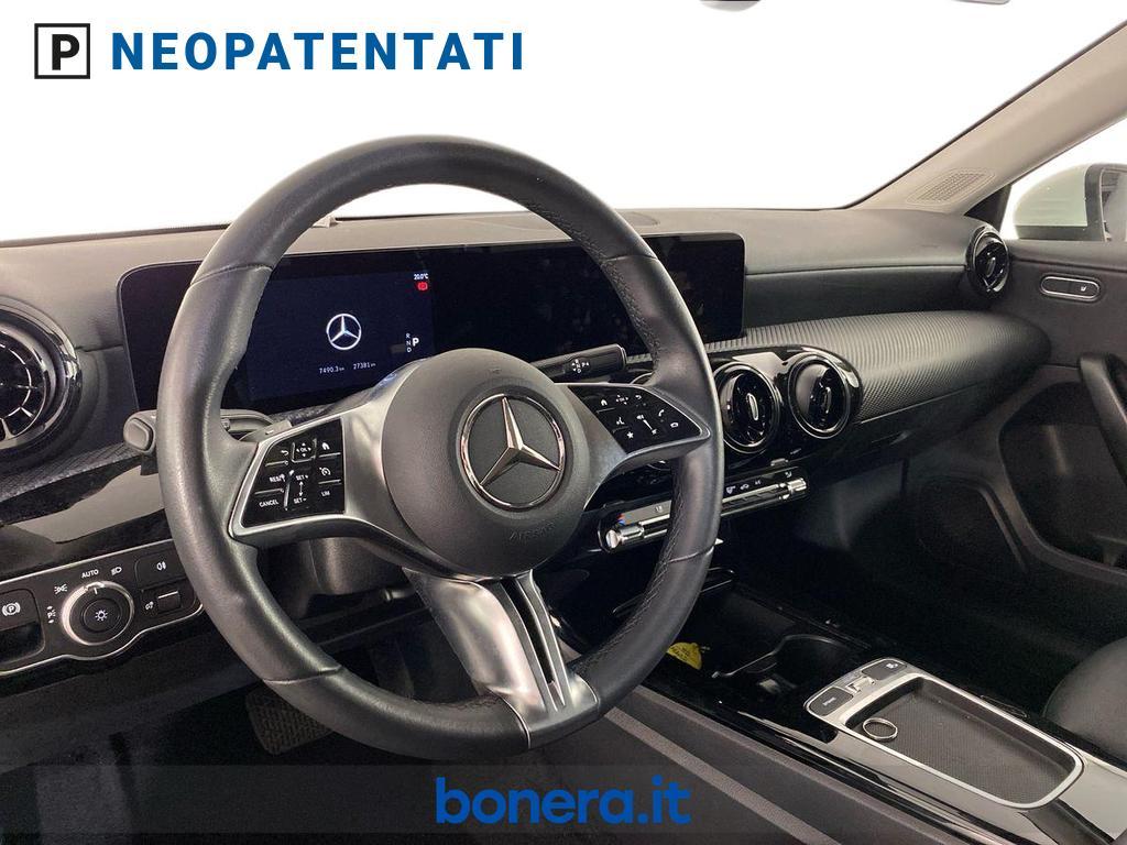 Mercedes Classe A 180 180 D Advanced 8G-DCT