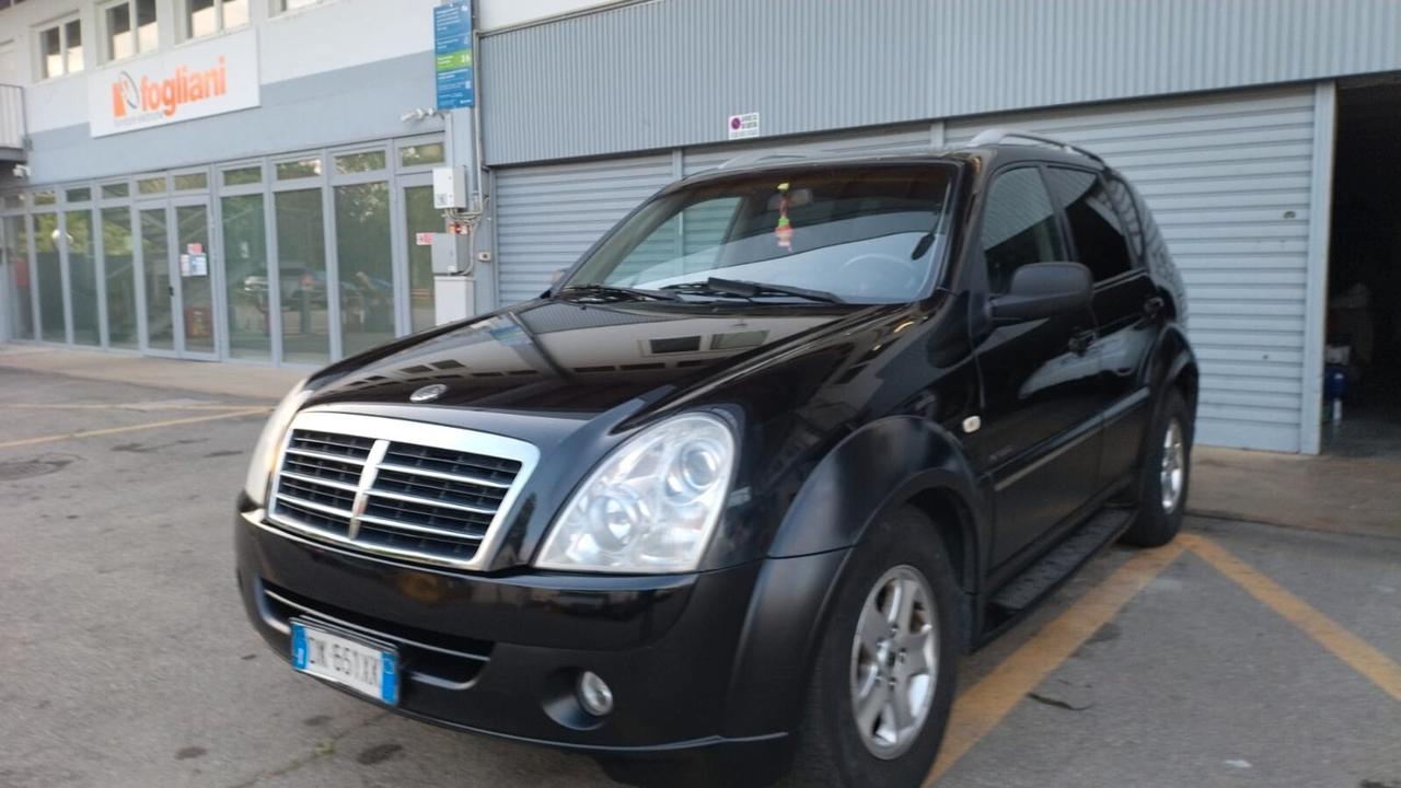 Ssangyong REXTON II 2.7 XDi TOD premium