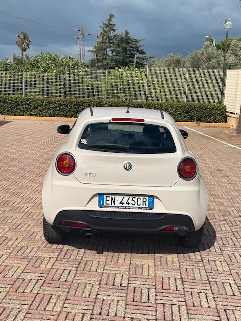 Alfa Romeo MiTo 1.3 JTDm-2 95 CV S&S Distinctive