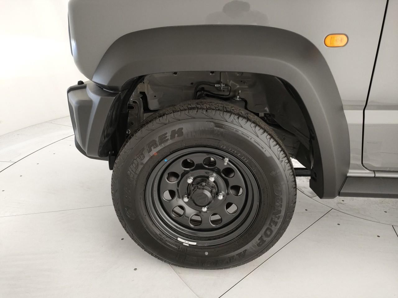 SUZUKI Jimny 1.5 Top 4wd / 4 Posti M1 + Cambio Automatico