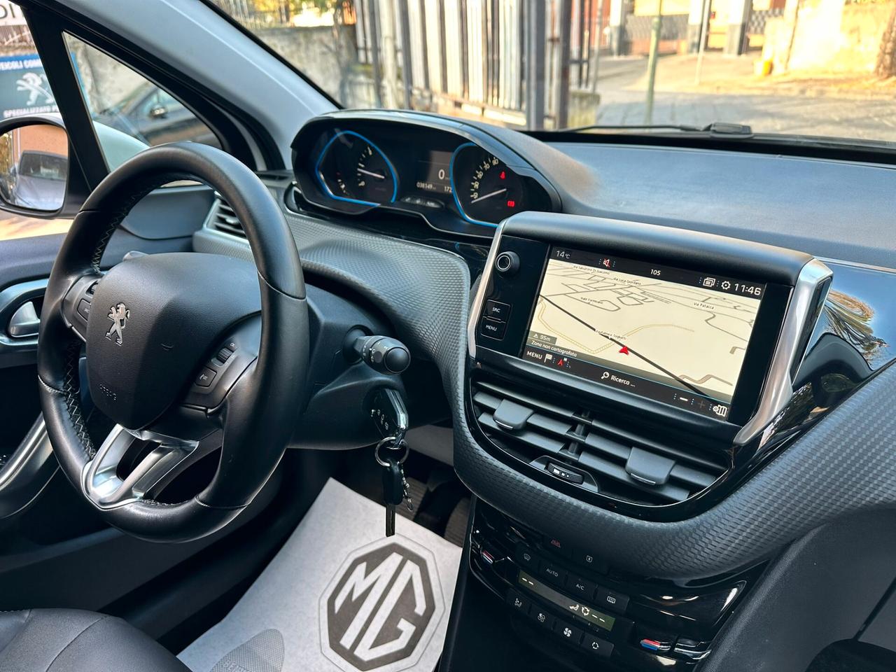 Peugeot 2008 BlueHDi 100 Allure