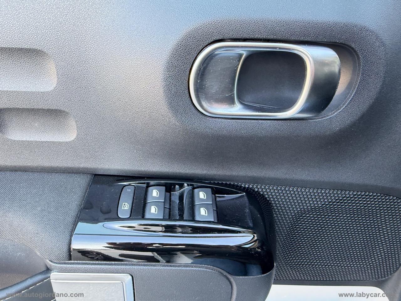 CITROEN C3 PureTech 83 S&S Shine VETRI OSCURATI - RETRO CAMERA - CLIMA AUTOMATICO