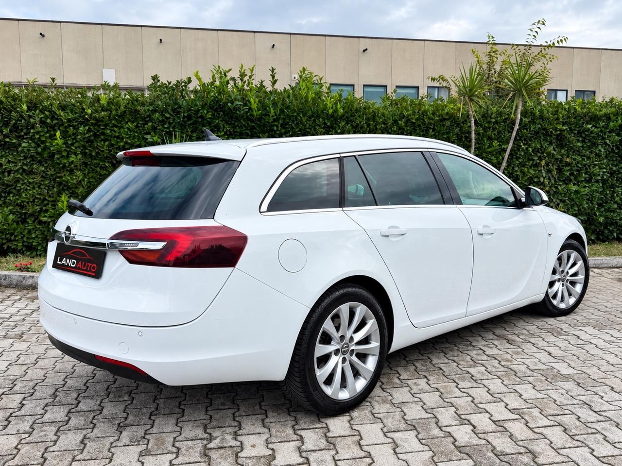 Opel Insignia 1.4 Turbo Sports Tourer GPL
