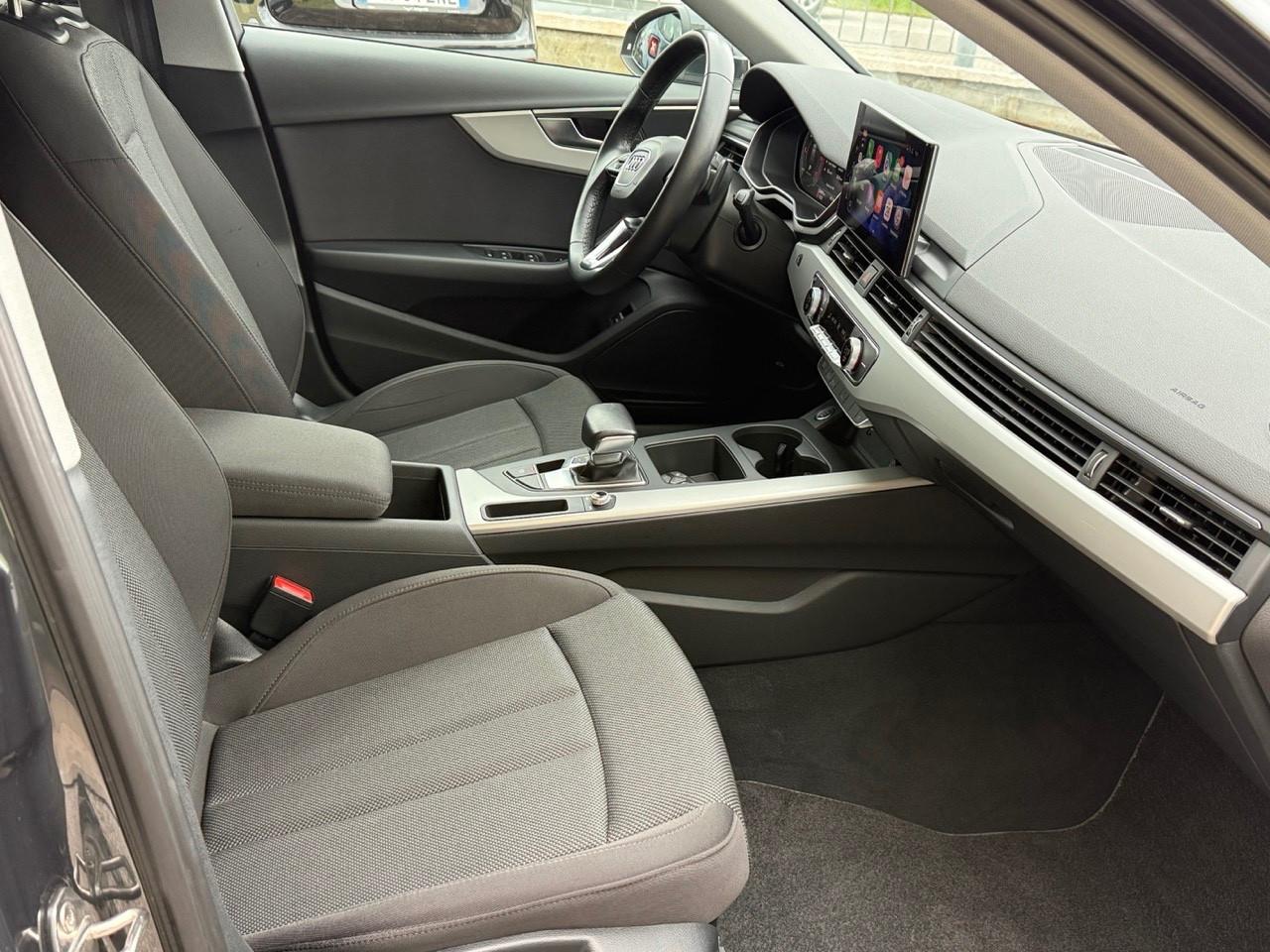 Audi A4 Avant TDI/163 CV S tronic SPORT/ KEYLESS/UNIPRO